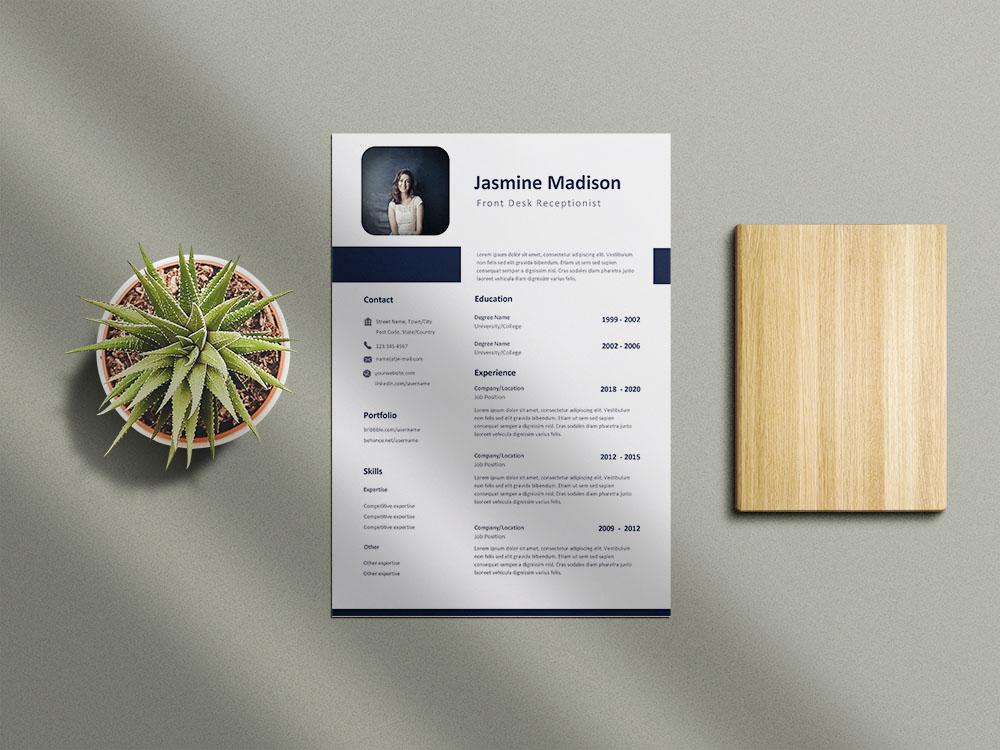 Free front Desk Receptionist Resume Template